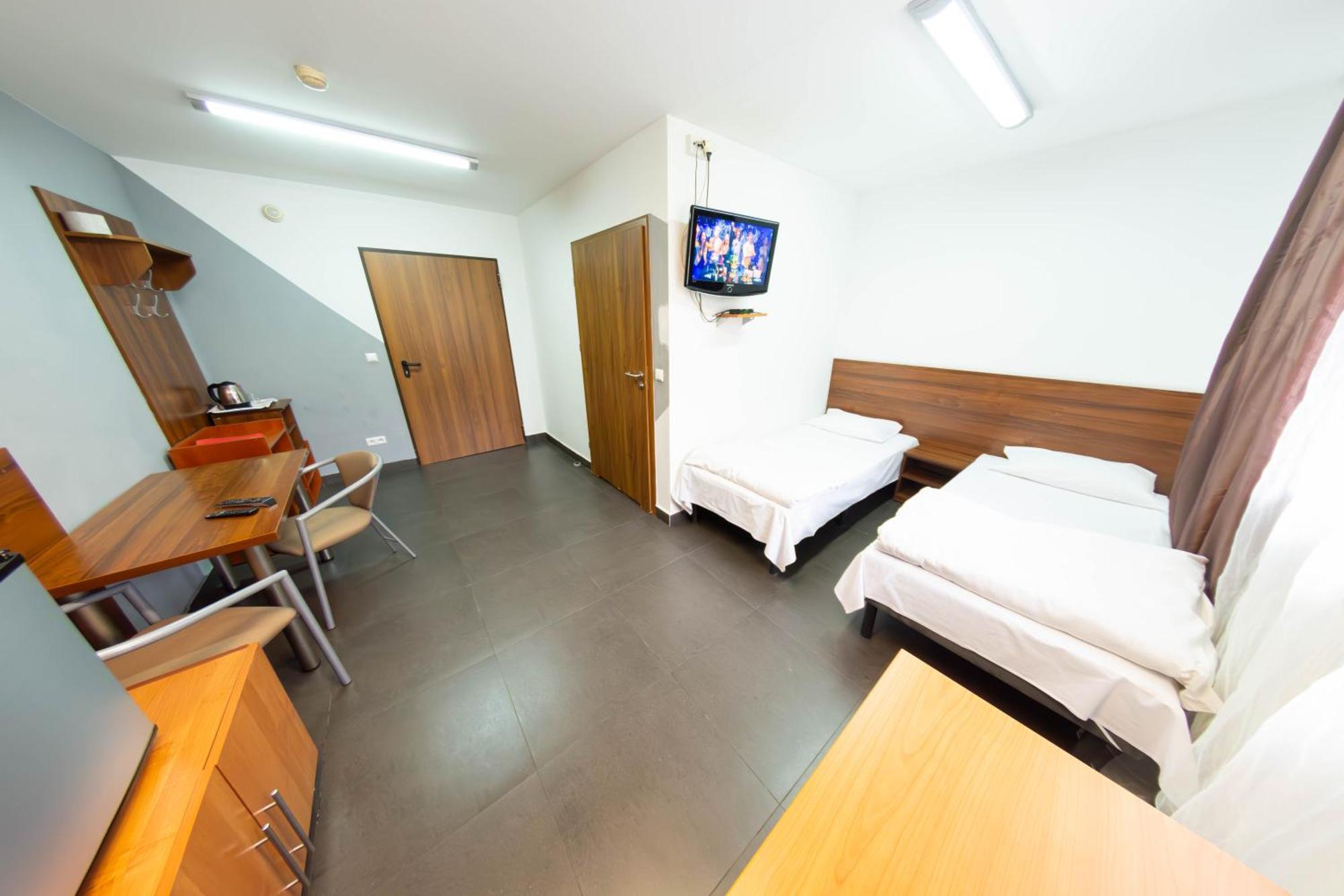 Twoj Hostel Klimczoka 7 Katowice Ngoại thất bức ảnh