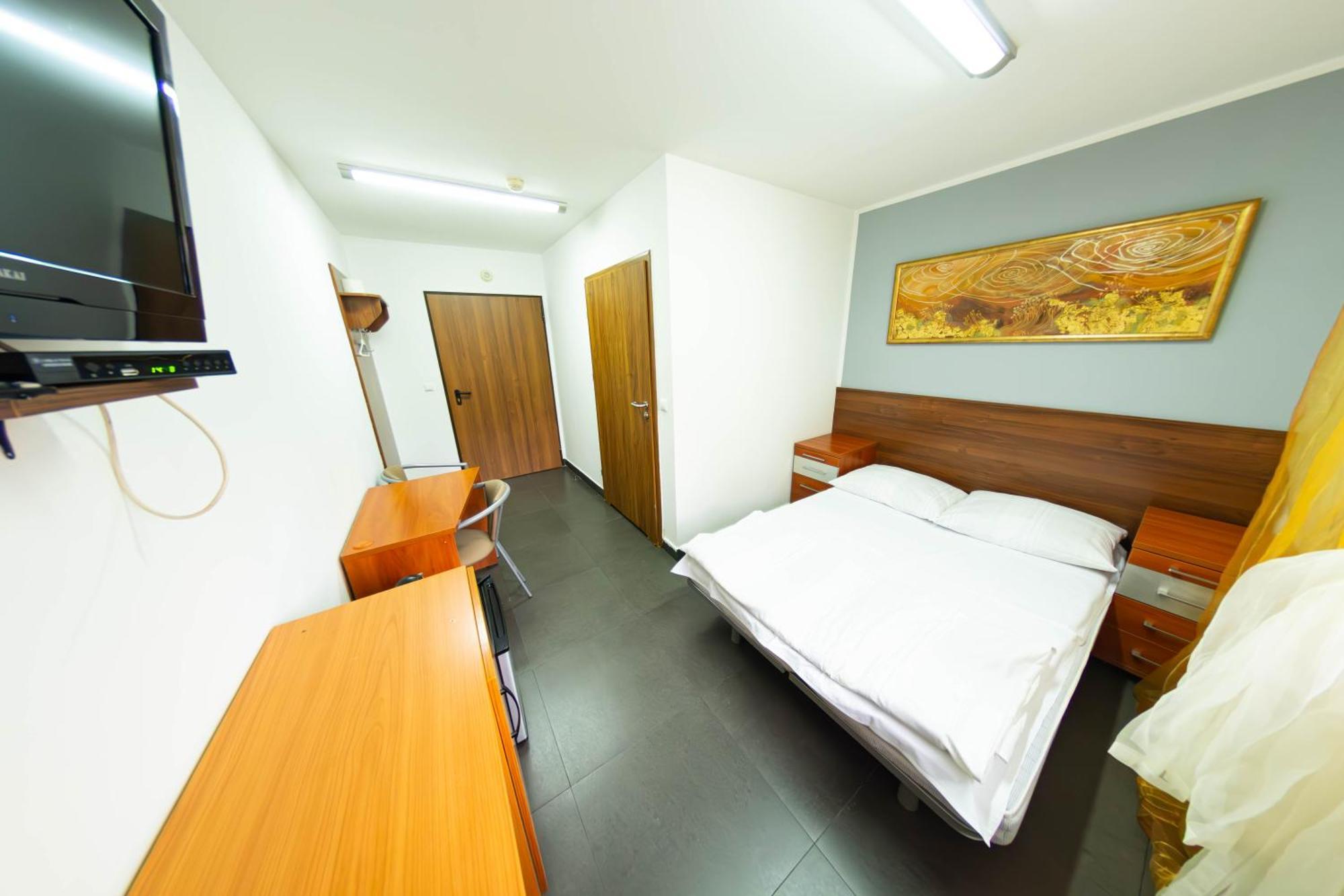 Twoj Hostel Klimczoka 7 Katowice Ngoại thất bức ảnh