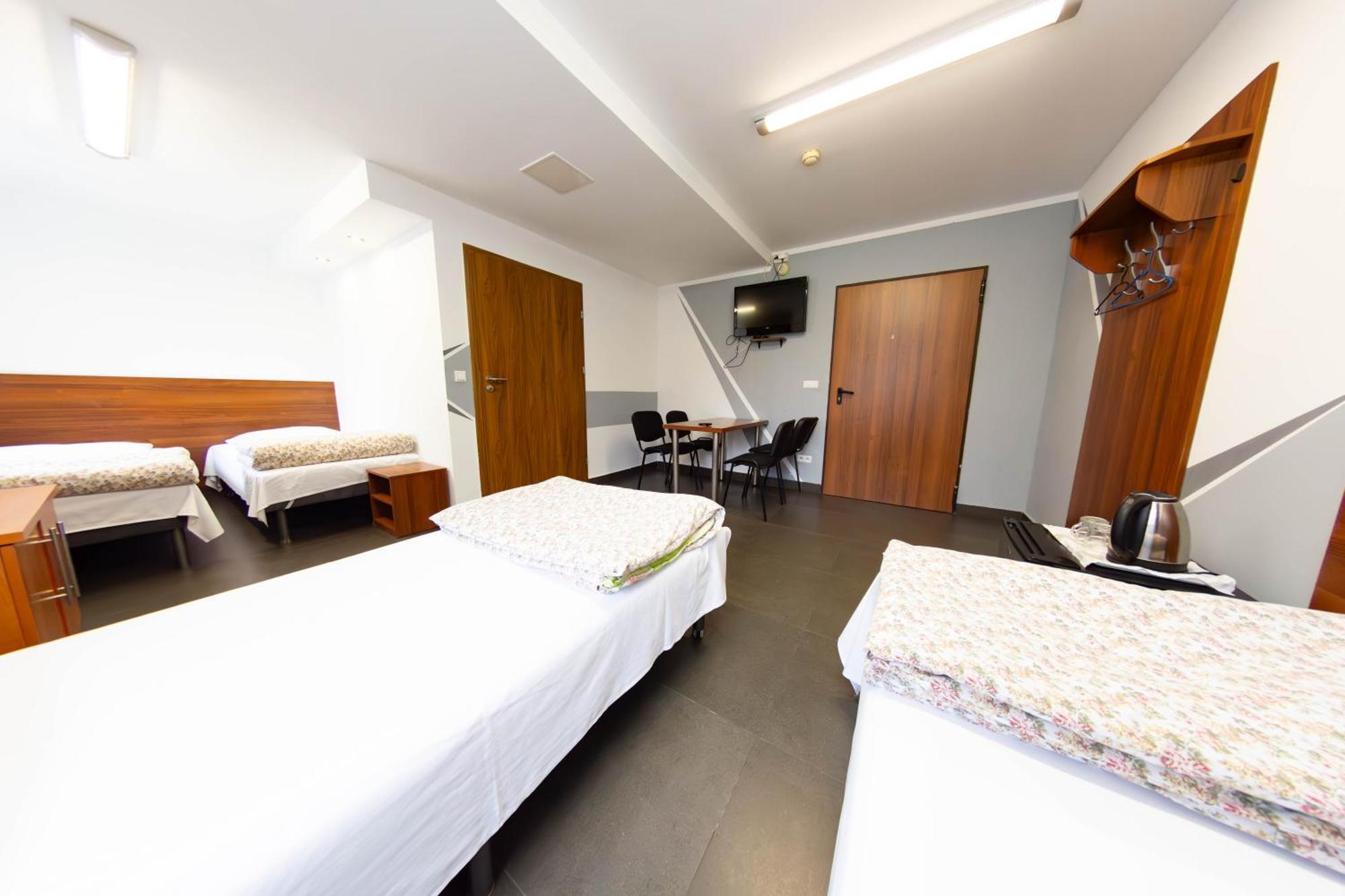 Twoj Hostel Klimczoka 7 Katowice Ngoại thất bức ảnh